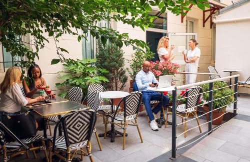 Epinettes Hotel | Ibis Styles Paris Batignolles