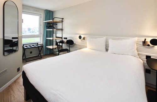 Poissy Hotel | ibis Styles Poissy