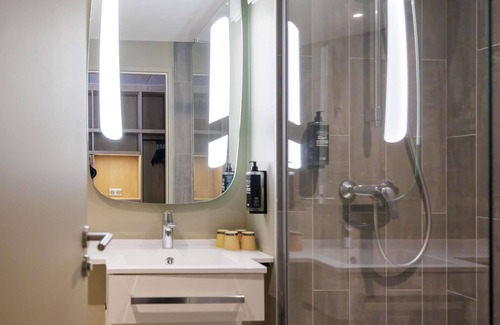 Valence Hotel | ibis Valence Sud
