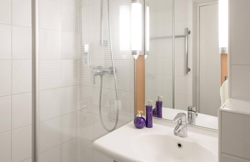 Valence Hotel | ibis Valence Sud