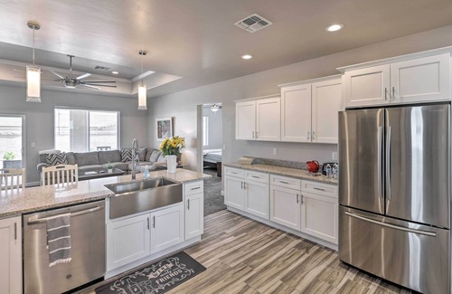 Kingman House | Idyllic Kingman Retreat with Yard - Near Hiking