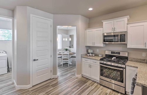 Kingman House | Idyllic Kingman Retreat with Yard - Near Hiking