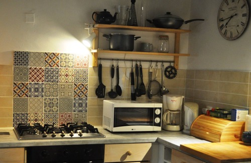 Laz Cottage | Idyllic riverside 2 bedroomed gite in midst of quiet Breton countryside