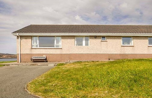 Lewis and Harris House | Idyllically located bungalow, beautiful view 20 mls from Stornoway Isle of Lewis
