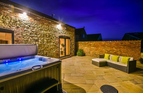 Lincoln House | Immaculate 4-bed Cottage in Lincoln