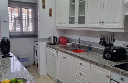 Orihuela Costa Villa | Immaculate Well Equipped Villa with FREE Wi-Fi and beautiful Communal Pool