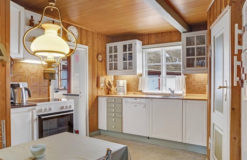 Bog By House | In the heart of Bogø Island, this beautiful thatched house welcomes you with authentic charm.