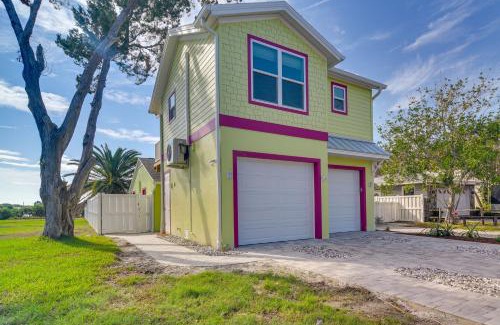 Indian Rocks Beach Apartment | Indian Rocks Beach Getaway with Balcony and Bay View!