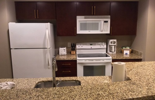 Indio Hotel | Indio 2 bedroom 2 bath condo