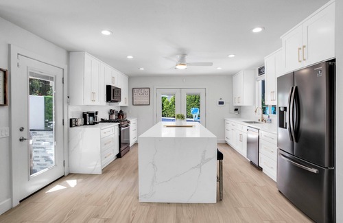 Bermuda Dunes House | Indio Desert Getaway! Modern Luxurious House w/4-bedrooms, Comfort Style & Charm