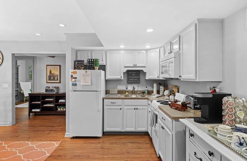 Crieve Hall House | Indulge in Southern Hospitality at the Whitehouse