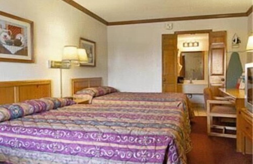 Indianapolis Hotel | Indy Speedway Inn