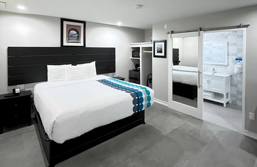 Munras Avenue Hotel | Inn By the Bay Monterey