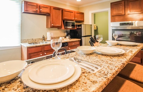 Falmouth Heights Hotel | InnSeason Resorts HarborWalk