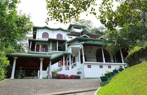 Warakapola Resort | inselor