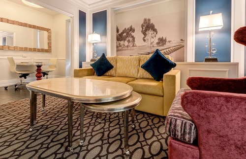 Park West Resort | Instant Booking 30% off WorldMark Inn at the Park (Studio with King Bed)