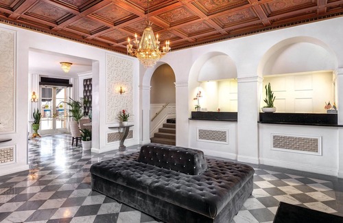 Park West Resort | Instant Booking 30% off WorldMark Inn at the Park (Studio with King Bed)