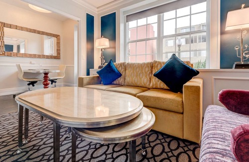 Park West Resort | Instant Booking 30% off WorldMark Inn at the Park (Studio with King Bed)