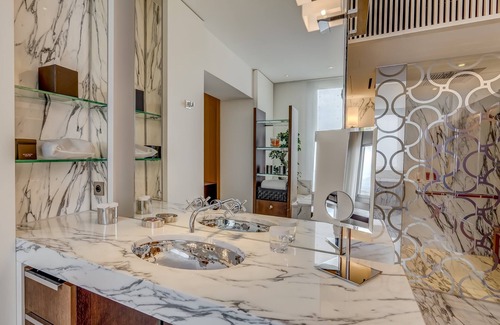 Petit-Saconnex / Servette Hotel | InterContinental Geneve by IHG