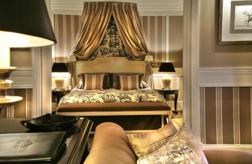 La Chapelle-en-Serval Hotel | InterContinental Hotels Chantilly Chateau Mont Royal by IHG