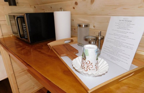 Eureka Springs Cottage | Iris Hill Glamping - " Otis " pod - 5th night FREE