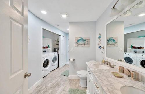 Indian Rocks Beach House | Island Paradise 3 Bed Waterfront/Heated Pool