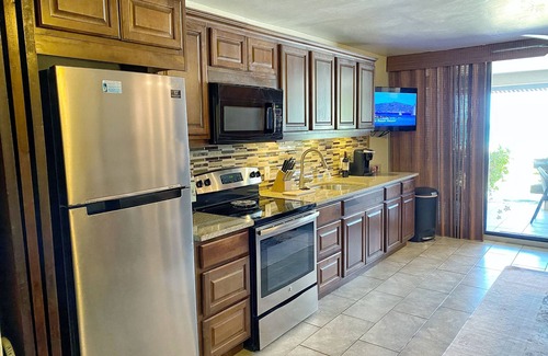 Red Hook Condo | Island Time on Sapphire Beach, Beach level walkout, Bldg A