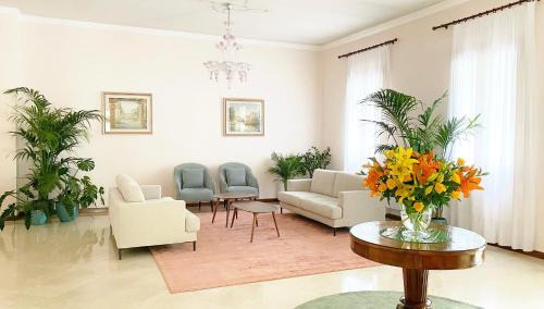 Grantortino di Gazzo Hotel | Isola Di Caprera