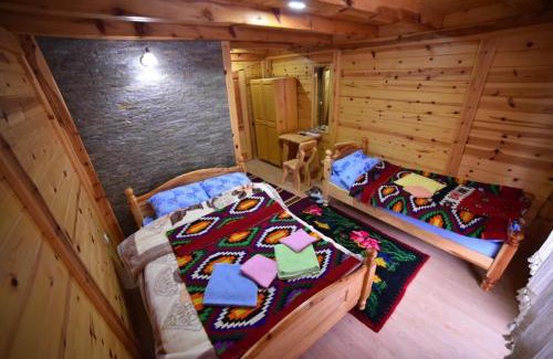 Uzice House | Izvor bazeni Vrela