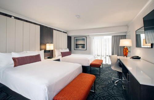 Downtown Reno Hotel | J Resort