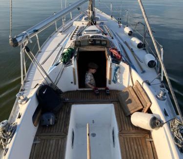 Nida Boat Rental | Jachta Lady Swift