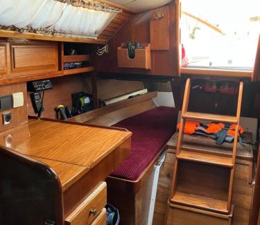 Nida Boat Rental | Jachta Lady Swift