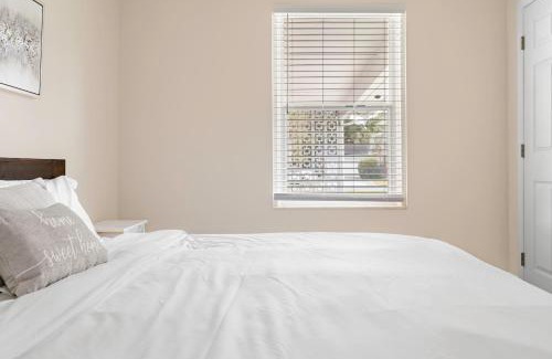 Highlands Apartment | Jacksonville Retreat: Unwind in Style at our Cozy Duplex Apartment