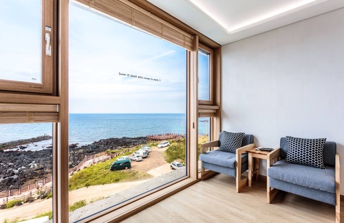Downtown Condo | Jeju Ollero