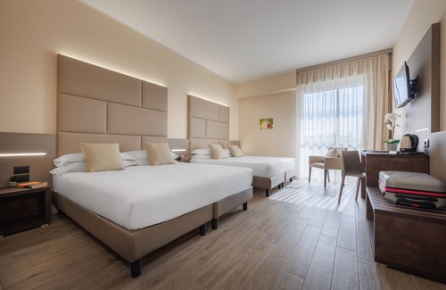 Calderara di Reno Hotel | JR Hotels Bologna Gate 7