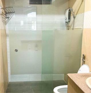 Bacolod House | JResidences - 5 Bedrooms Cozy Home