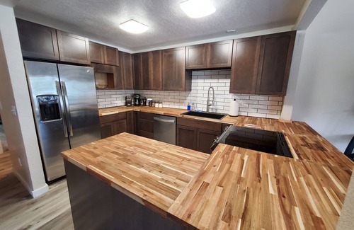 West Juneau House | Juneau 3 bedroom home with Ocean & Mountain Views