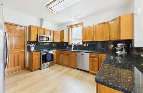 West Juneau House | Juneau Escape | Ocean Views, Deck & Soaking Tub