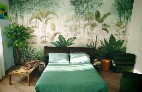 Alessandria Apartment | Jungle Sunshine Apartment