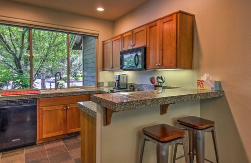 Redmond House | Juniper Creek Inn - Eagle Crest on the Creek- Passes Included, No Resort Fees!