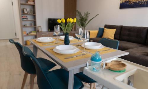 Galati Apartment | 'Just like home' Apartment - with Private Parking Place