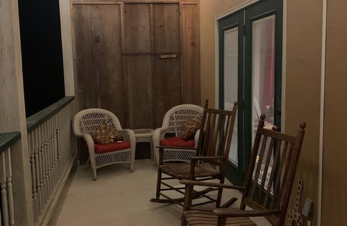 Gruene Condo | Just steps to everything Gruene!