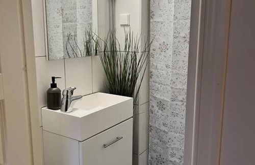 Orgryte-Harlanda Apartment | Källarlägenhet Örgryte