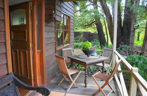 Beaconsfield Upper Cottage | Kar-Din-Yaa Cottage Dandenongs