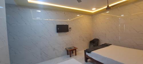 Tiruvannamalai Cabin | Karthik Residency Thiruvannamalai