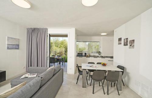 Desenzano del Garda Apartment | Katya Resort Apartments by Wonderful Italy