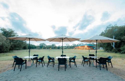 Vanathavilluwa Hotel | KAYJAY WILD WILPATTU