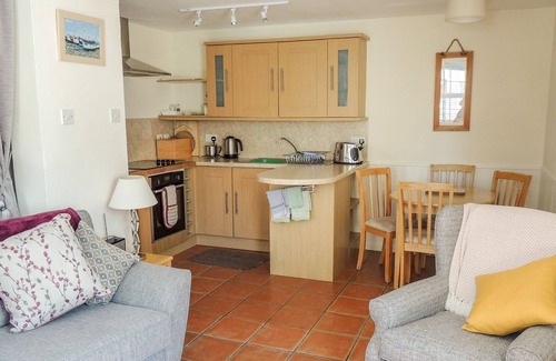 Mullion House | KENNACK, family friendly, with a garden in Mullion