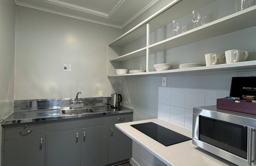 Kensington Hotel | Kensington Motel