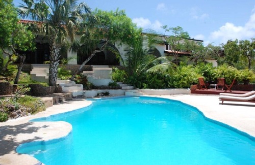 Malindi Marine National Park Villa | Kenyan family villa with beautiful pool, private beach access, stunning views.